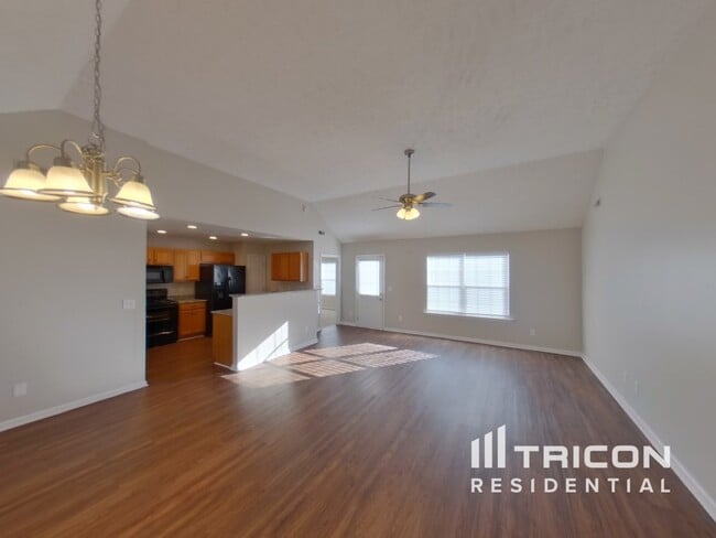 Foto del edificio - 3018 Barretts Ridge Dr