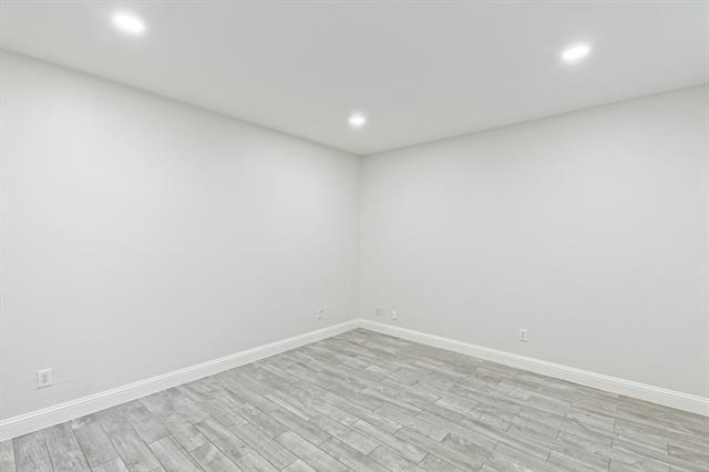 Building Photo - 9900 Presthope Dr