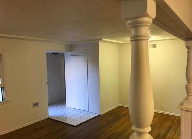 Foto del edificio - 10063 Faywood St