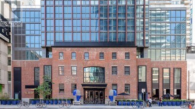 Building Photo - 88 Blue Jays Way
