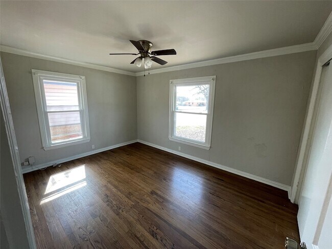 Foto del edificio - 1309 N Binkley St