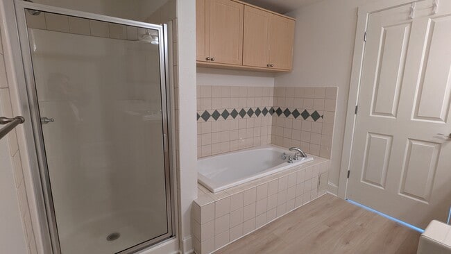 Attached bathroom - 196 SE Spokane St