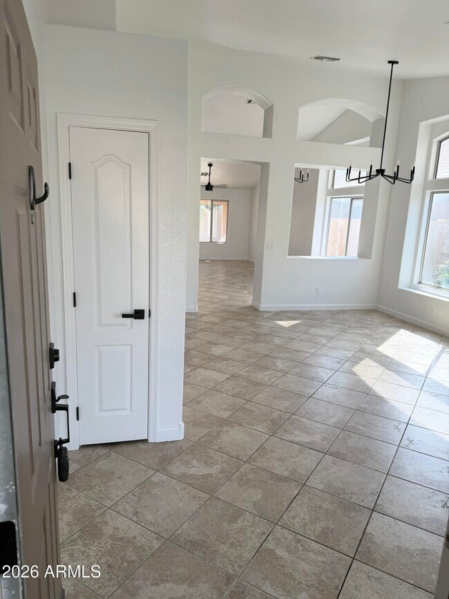 Foto del edificio - 3861 E Heather Ct