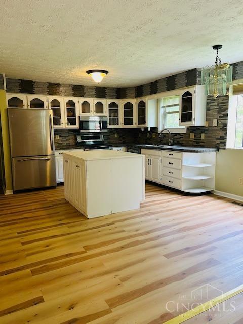 Foto del edificio - 8864 E Kemper Rd