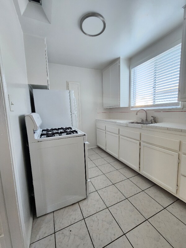 Foto del edificio - 7032 La Tijera Blvd