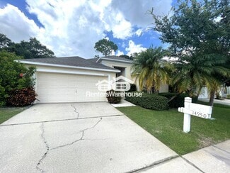 Building Photo - 14950 Hidden Oaks Cir