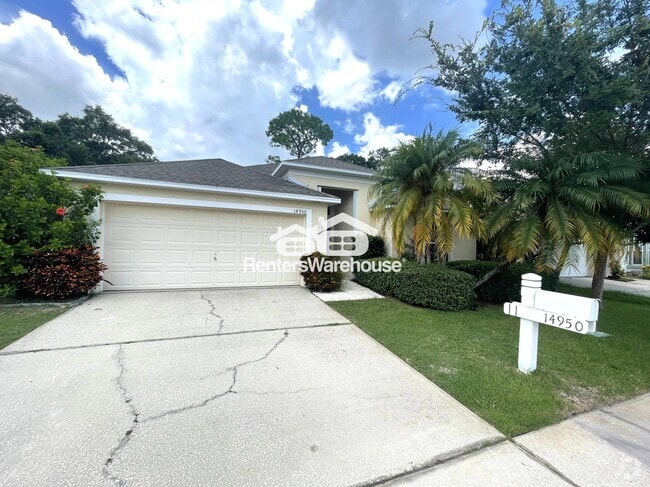 Building Photo - 14950 Hidden Oaks Cir