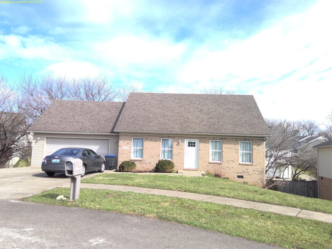 125 Purebred Ct, Frankfort, KY 40601 House Rental in Frankfort, KY