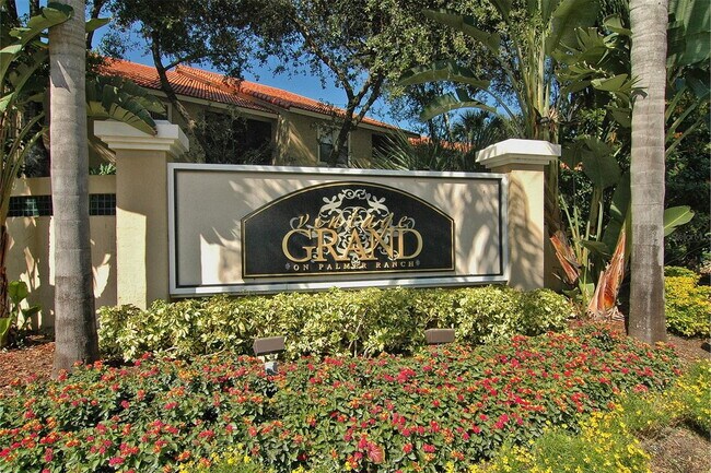 Foto del edificio - Furnished Condo! Gorgeous! Near beaches and shopping!