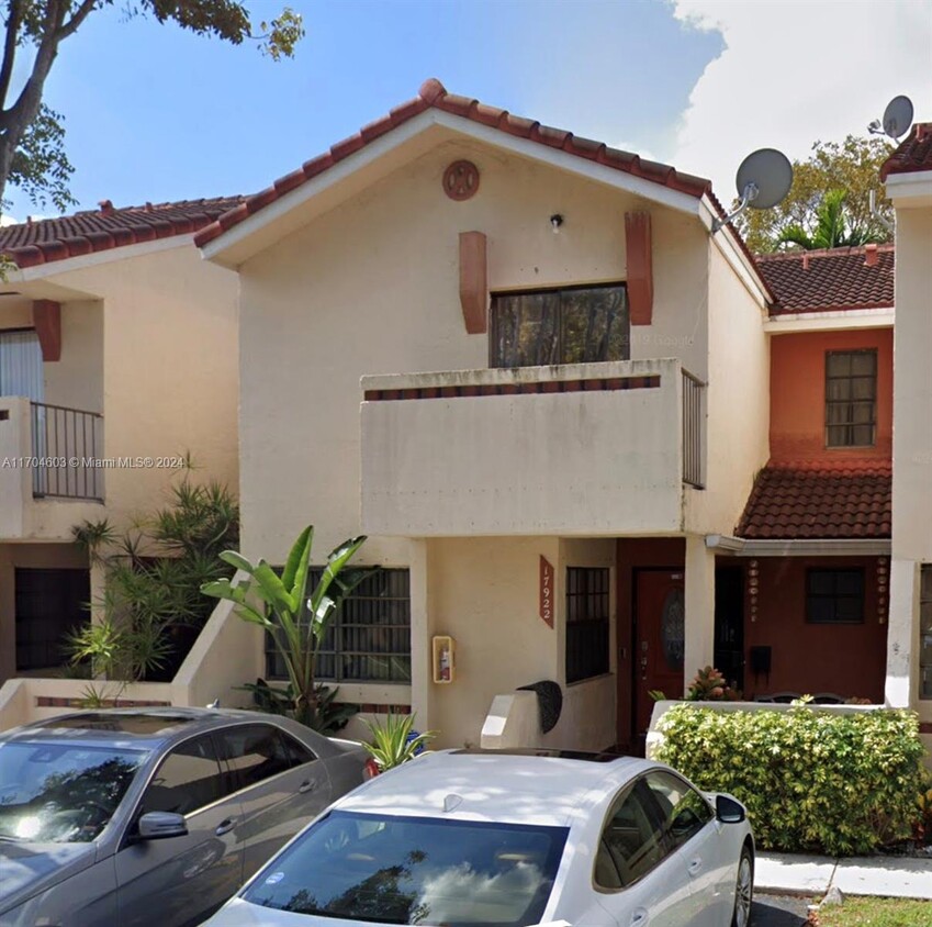 Foto principal - 17922 NW 68th Ave