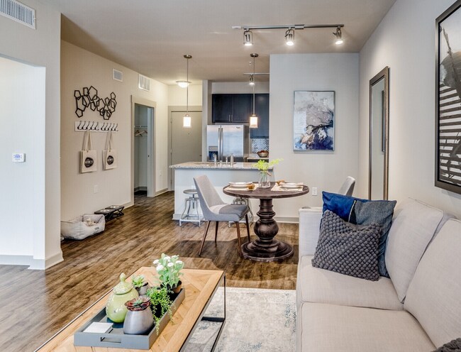 Foto del edificio - 926 E 15th St