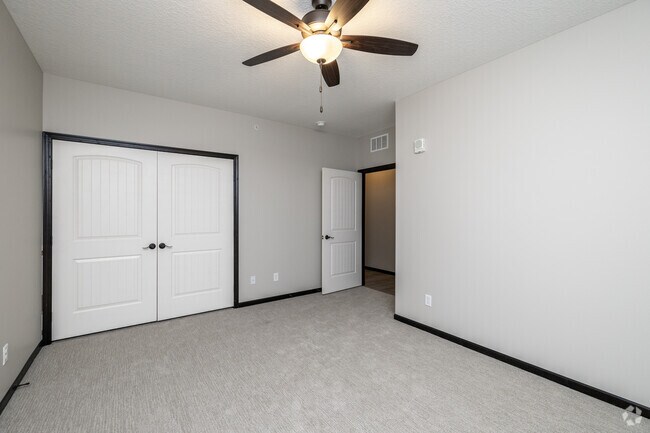 2HAB, 2BA - 1,767 ft² - Tercer dormitorio - Park Place Plaza