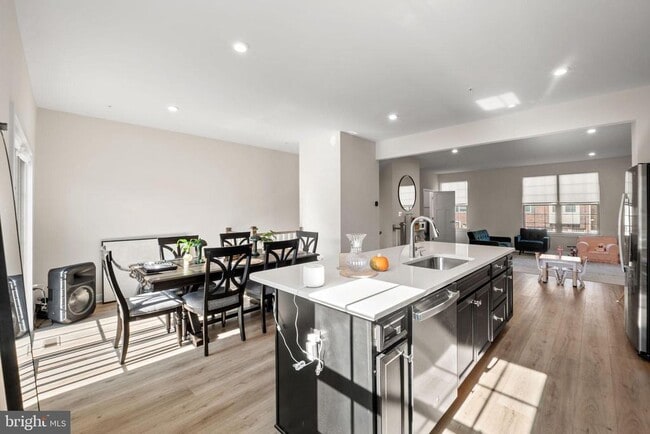 Foto del edificio - 9019 Belinda Blvd