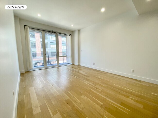 Foto del edificio - 322 Gates Ave