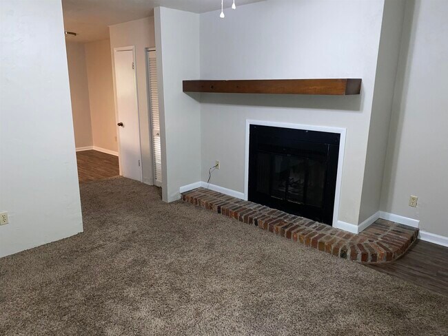 Foto del edificio - 2989 Woodrich Dr