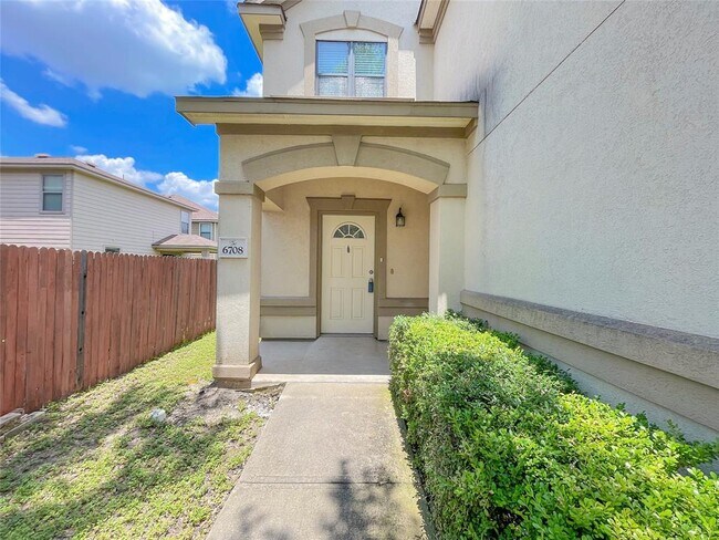 Foto del edificio - 6708 Cornish Hen Ln