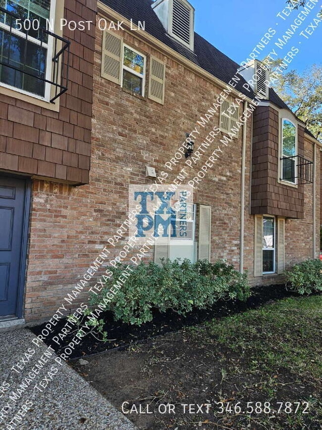 Building Photo - 500 N Post Oak Ln