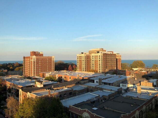 Foto del edificio - 5346 S Cornell Ave