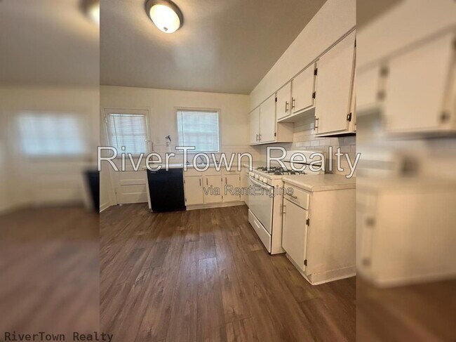 Foto del edificio - 3570 Poplar Ave
