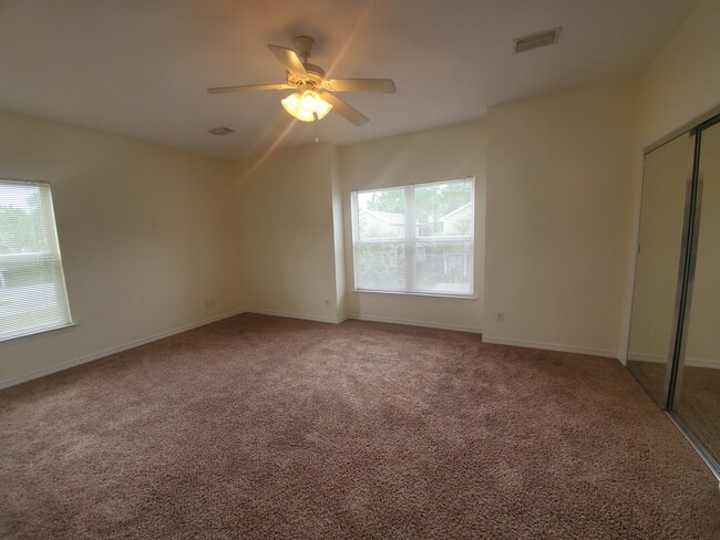 Building Photo - 158 Enchanted Way