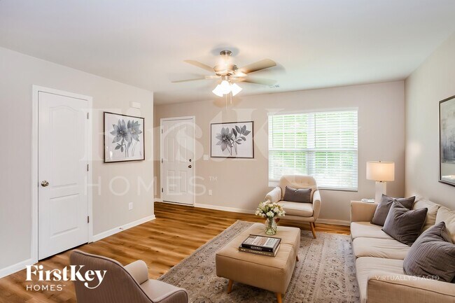 Foto del edificio - 5212 Raspberry Knoll Dr