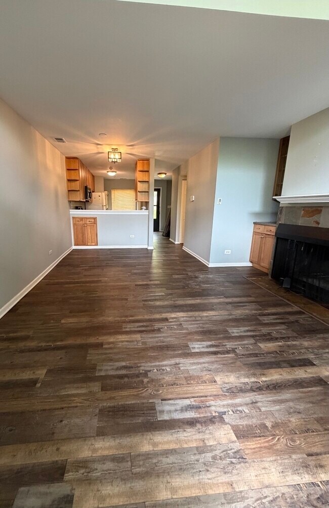 Foto del edificio - 5915 Meadow Dr