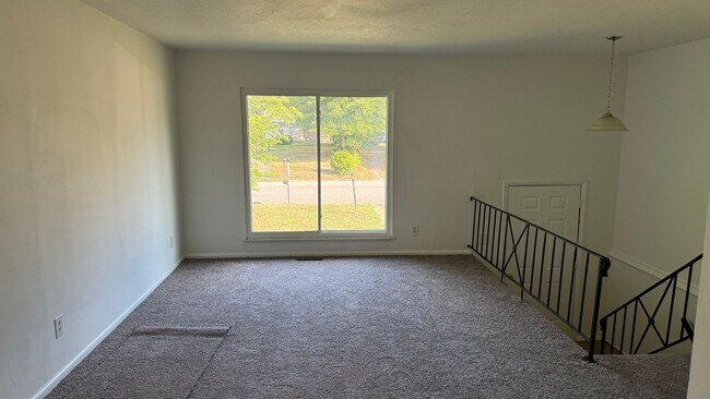 Foto del edificio - Eastern Henrico- Spacious Split Level