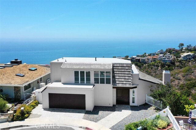 Foto principal - 747 Davis Way