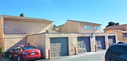 Building Photo - 5136 Golden Ln