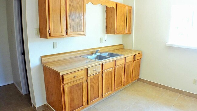 Building Photo - 6429 FM 2218 Rd