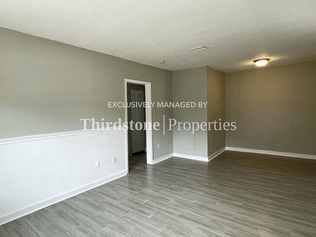 Foto del edificio - 2939 W 11th St
