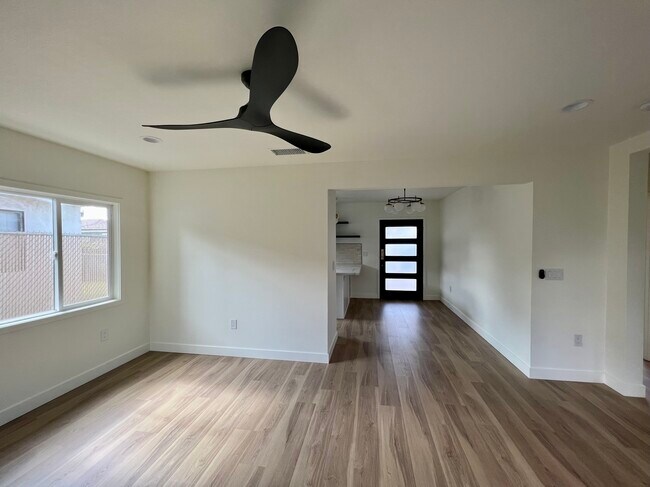 Foto del edificio - 8133 Rancheria Dr