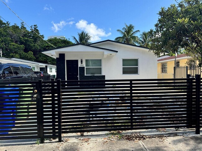 Foto del edificio - 1445 NW 34th St