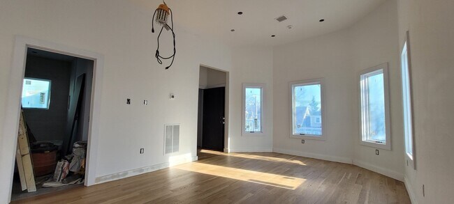Foto del edificio - 38 Radcliffe Rd