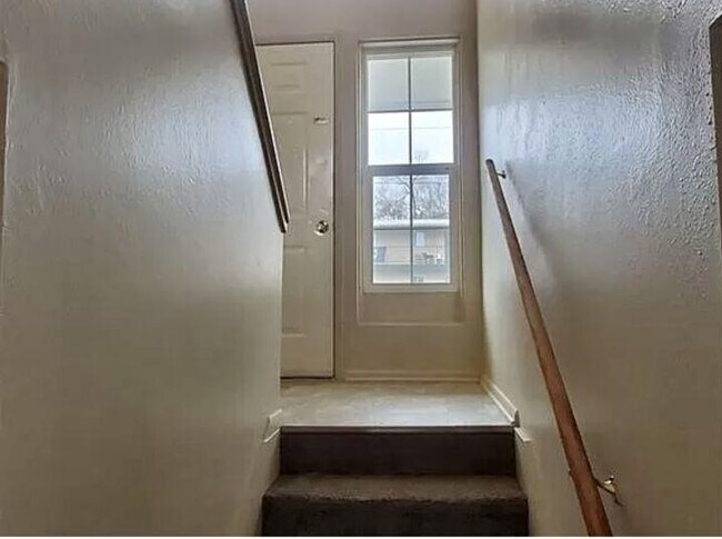 Building Photo - 3 bedroom in Billings MT 59105