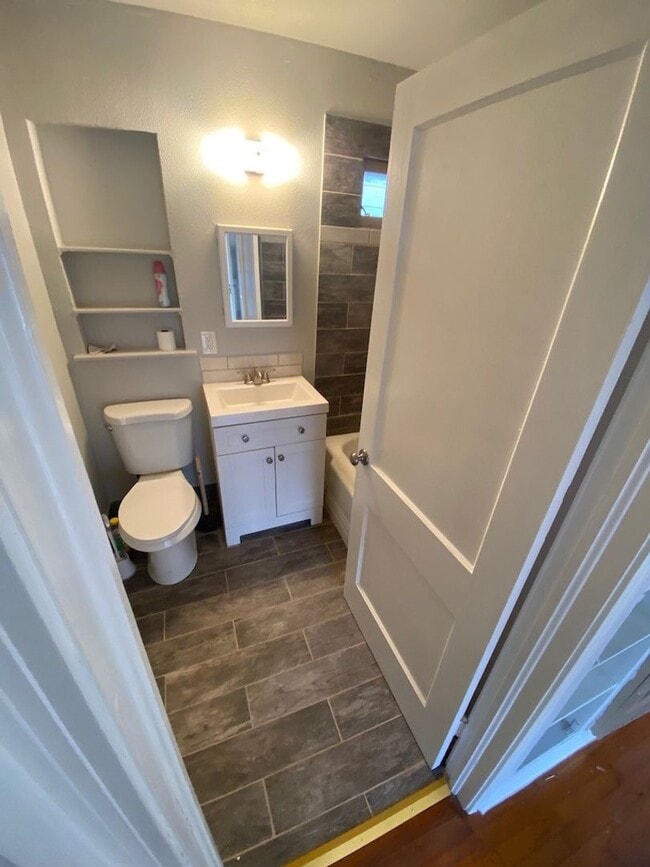 Foto del edificio - Updated Bungalow in the Heart of Harlandale