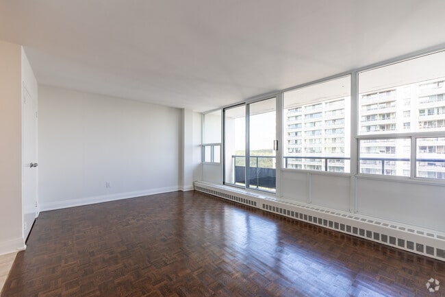 BACHELOR - 400SF - Living Room - Rosedale East