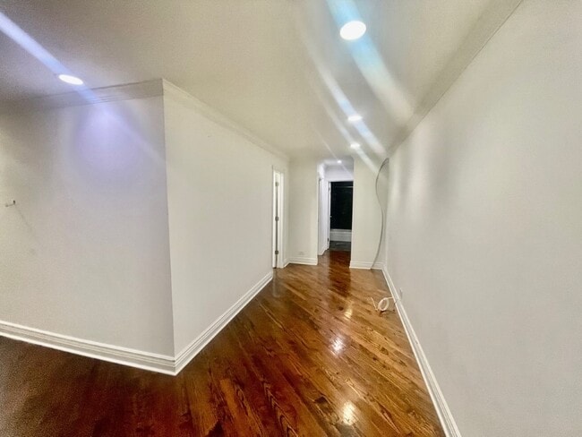 Foto del edificio - 7306 N Winchester Ave