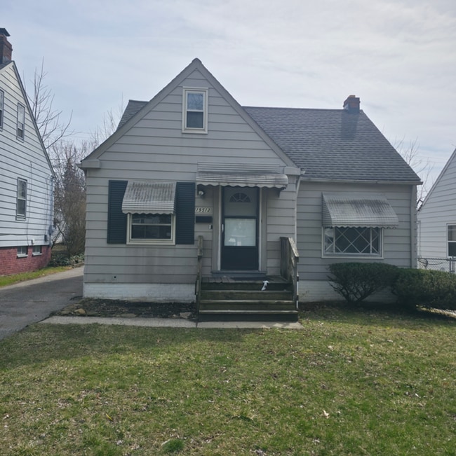 Building Photo - Single Family 3 Bed 1 Bath For Rent Coming...