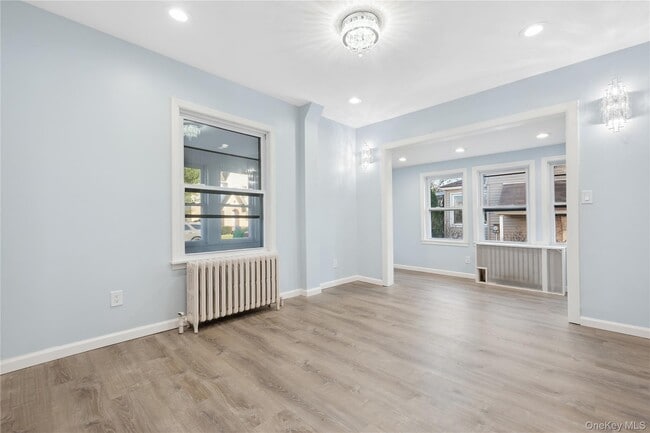 Building Photo - 120 N Forest Ave