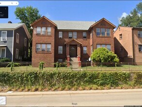 Building Photo - 1224 N Main St