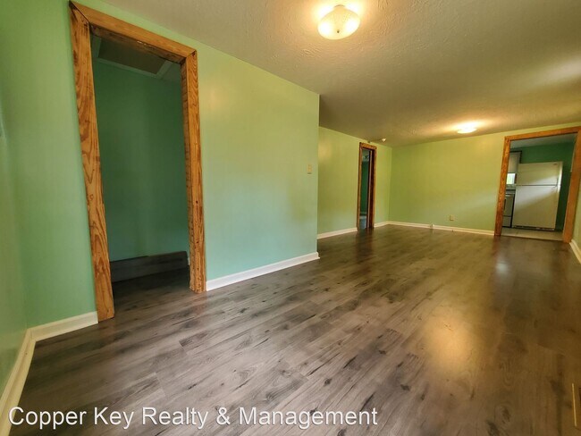 Building Photo - 2 br, 1 bath House - 864 Southside Road