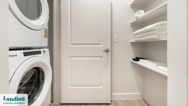 Foto del edificio - 6311 S 1st St