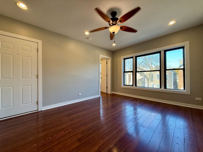 Building Photo - 3728 S Parnell Ave