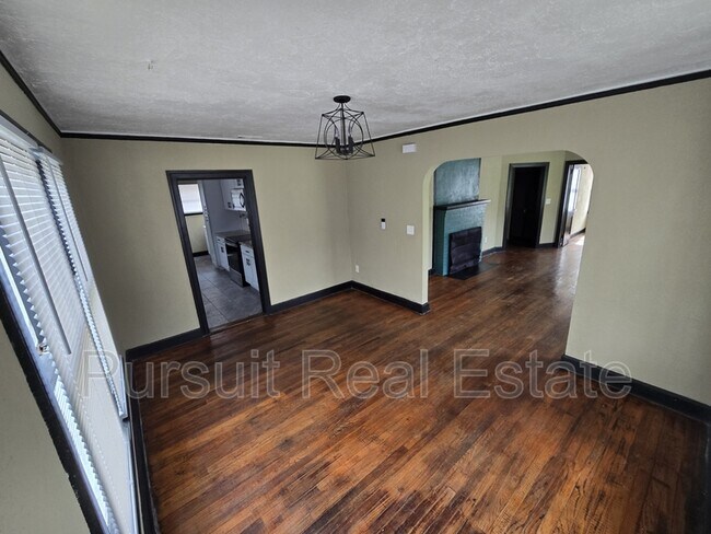 Building Photo - 41 Tallulah Ave