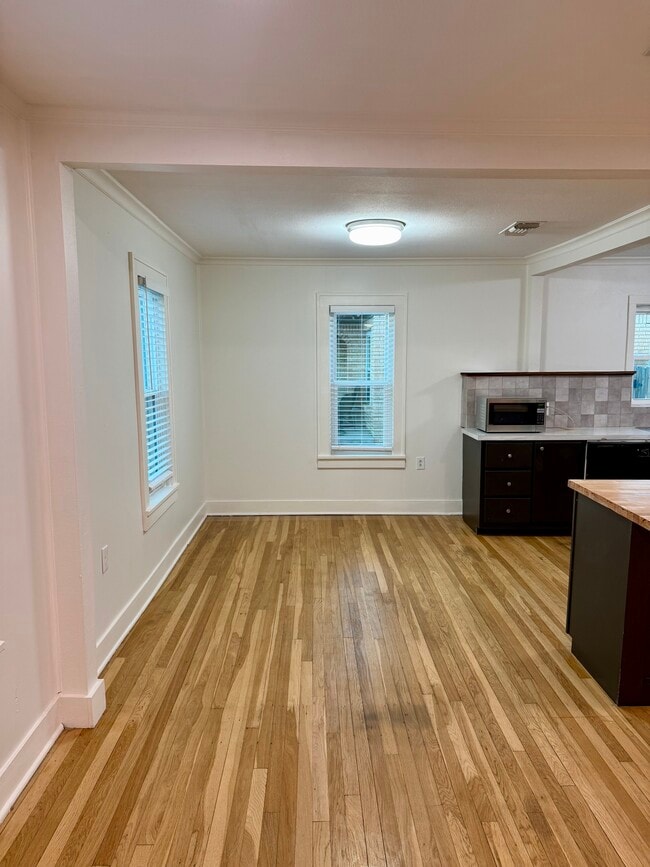 Building Photo - 2420 22nd St