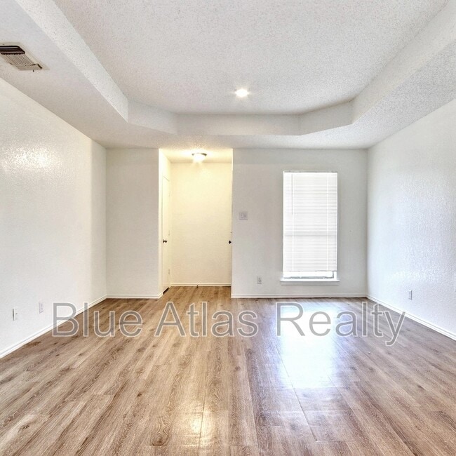 Foto del edificio - 1817 San Rafael St