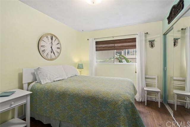 Foto del edificio - 4906 Neptune Ave