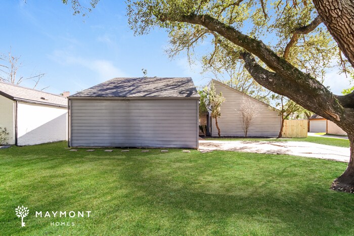 Foto del edificio - 15907 Red Willow Dr