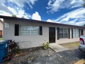 Building Photo - 1461 NW 22nd St